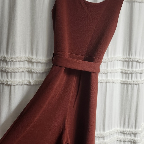 Bnwot Gorgeous rust color cropped wide legged jumpsuit. Size Xs FIRM ON PRICE - Picture 6 of 8